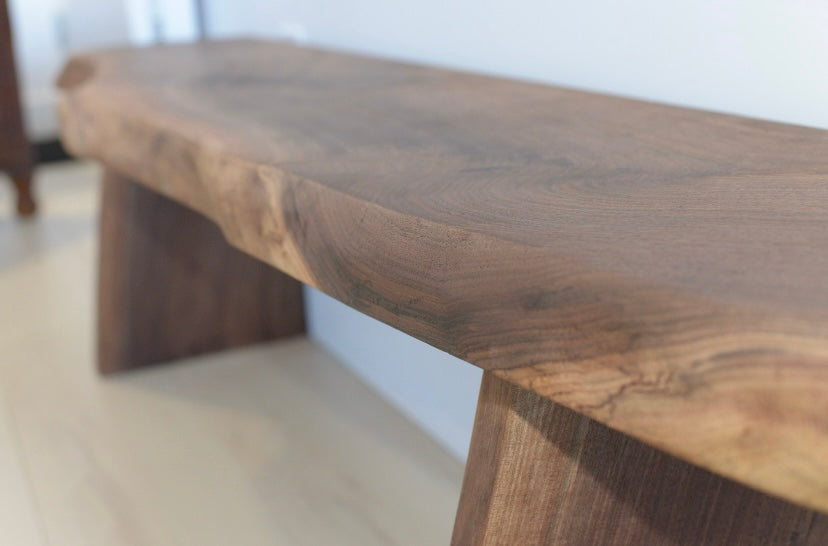 Banc en noyer