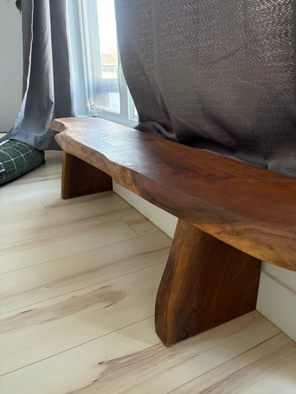 Banc en noyer